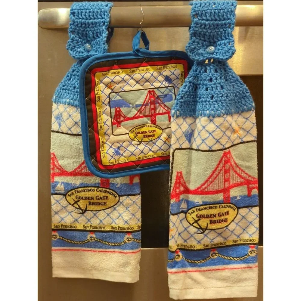 Hand‎ crocheted TOWELs with matching POT HOLDER SET NEW San Francisco bridge